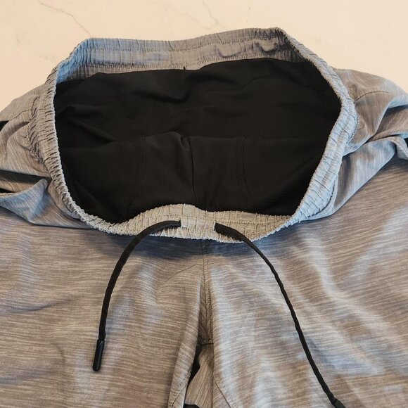 Lululemon Sz M Pacebreaker Shorts Lined Men’s 7 in Gray Gym Workout Running - Picture 4 of 9